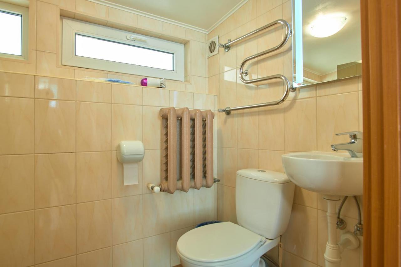 Odessa Comfort House Aparthotel Buitenkant foto
