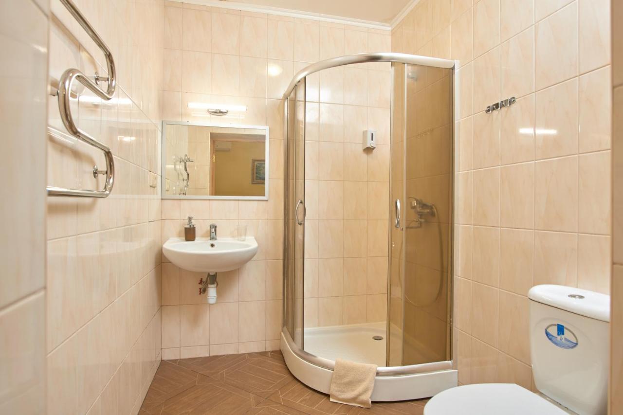 Odessa Comfort House Aparthotel Buitenkant foto