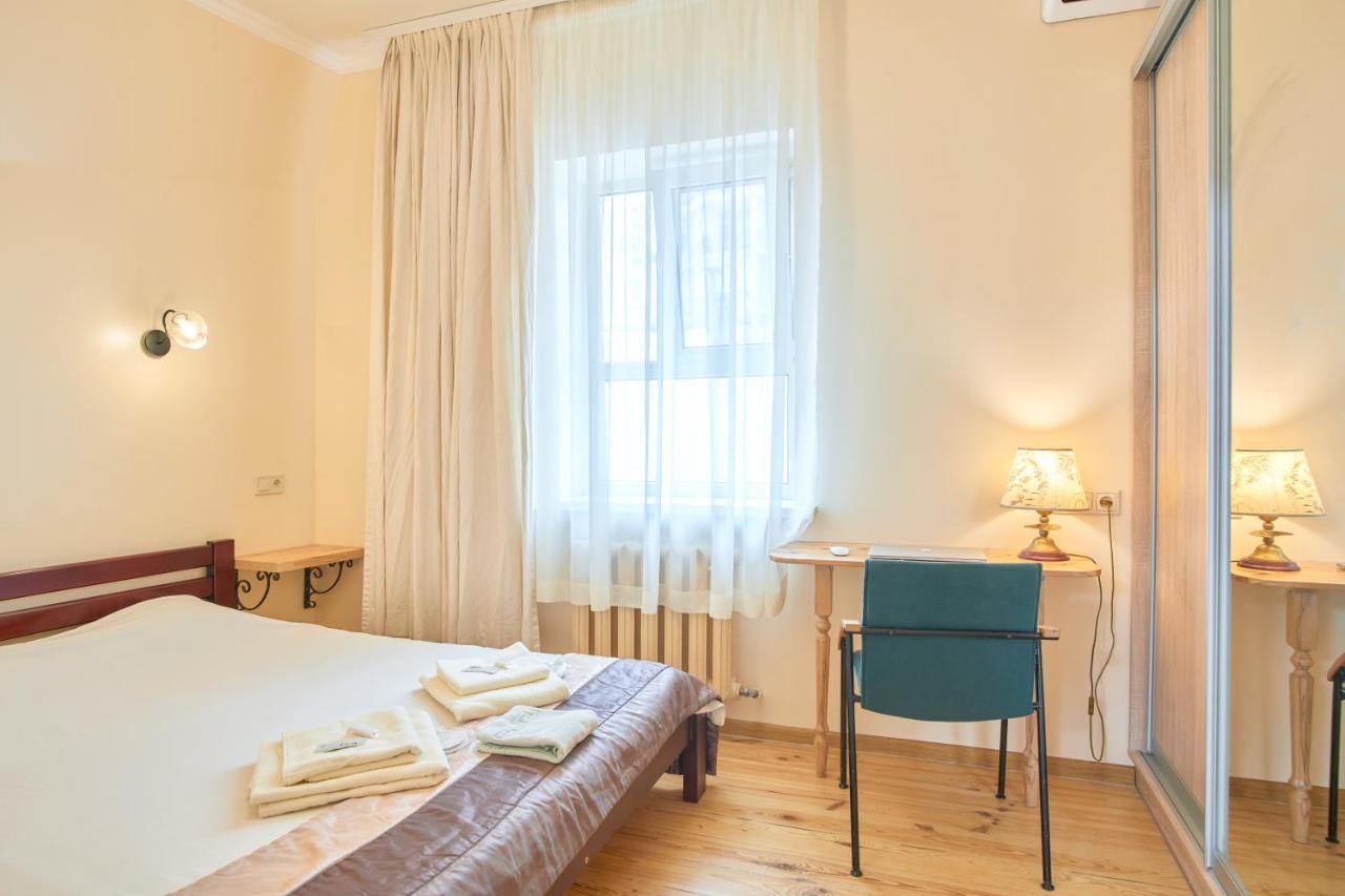 Odessa Comfort House Aparthotel Buitenkant foto