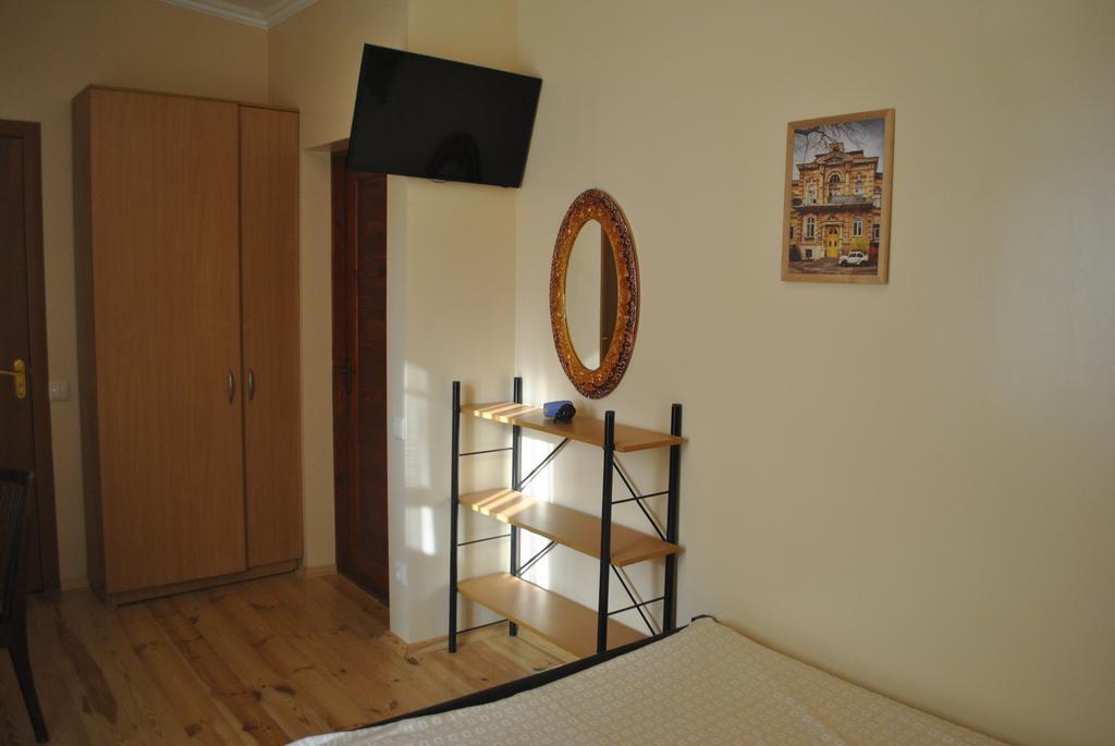Odessa Comfort House Aparthotel Buitenkant foto